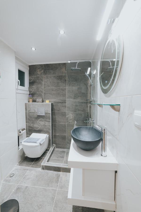 Comfy And Stylish Apartment Szaloniki Kültér fotó